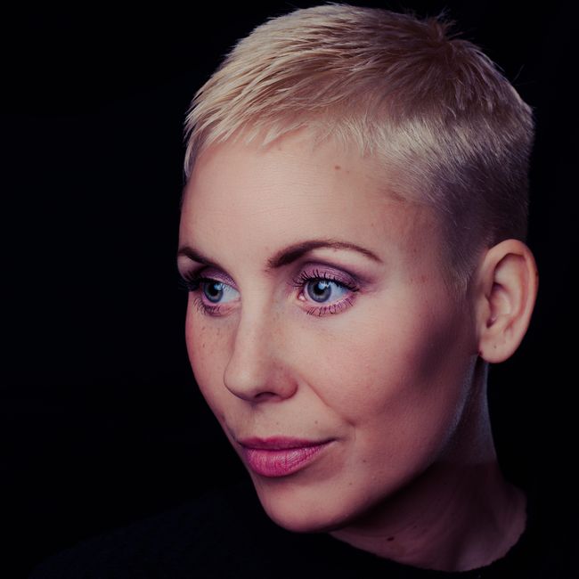 Texturált pixie frizura